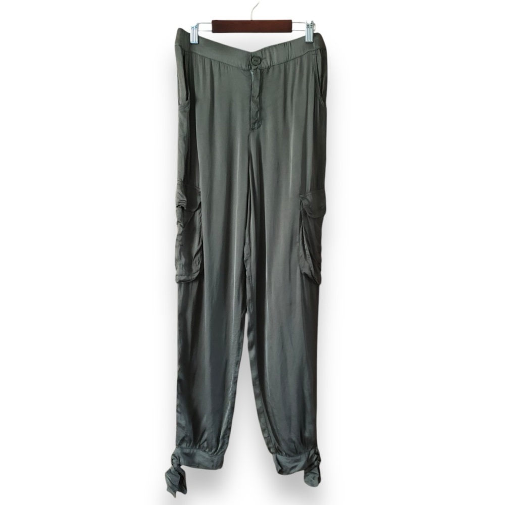 Young Fabulous & Broke Janelle Satin Cargo Jogger Oliver Green Size XS